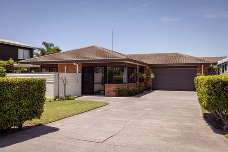 Photo of property in 16 Pacific View Road, Papamoa Beach, Papamoa, 3118