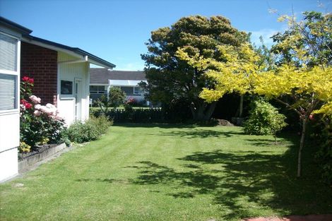 Photo of property in 122 Kings Crescent, Hutt Central, Lower Hutt, 5010