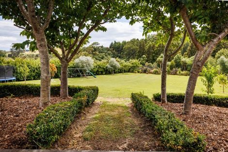 Photo of property in 50 Kingsdale Park Drive, Aokautere, Palmerston North, 4471