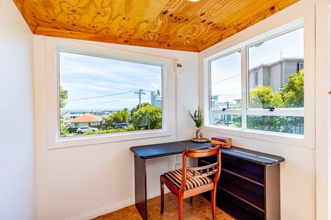 Photo of property in 3a Windsor Terrace, Durie Hill, Whanganui, 4500