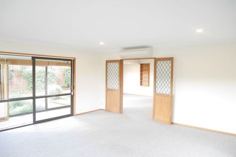Photo of property in 89 Hawthornden Road, Avonhead, Christchurch, 8042