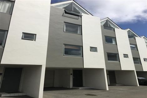 Photo of property in 4/86 Brockworth Place, Riccarton, Christchurch, 8011