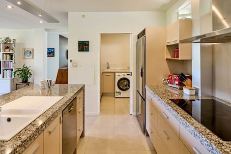 Photo of property in 8 Cheviot Road, Lowry Bay, Lower Hutt, 5013