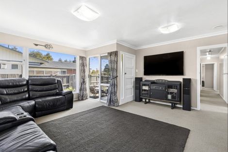 Photo of property in 70 Mears Road, St Andrews, Hamilton, 3200