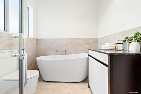 Photo of property in 17 Mcintosh Drive, Pokeno, 2471