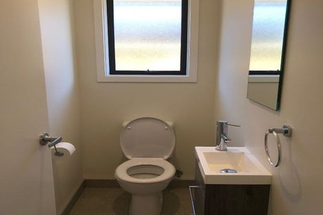 Photo of property in 8 Tapuhikura Street, Waikanae, 5036