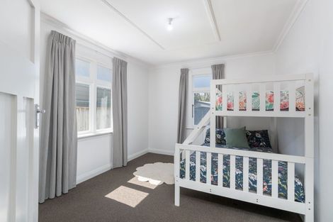 Photo of property in 24 Riddlers Crescent, Petone, Lower Hutt, 5012