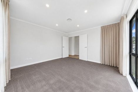 Photo of property in 30 Waituarua Drive, Takanini, 2112