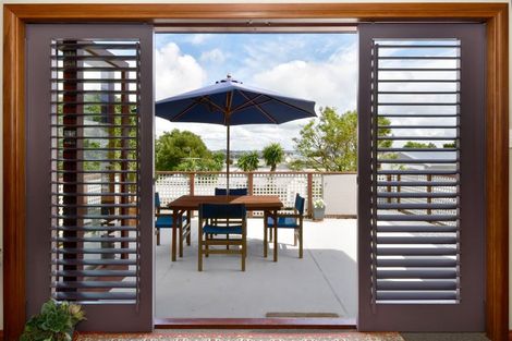 Photo of property in 64a Tiri Road, Manly, Whangaparaoa, 0930