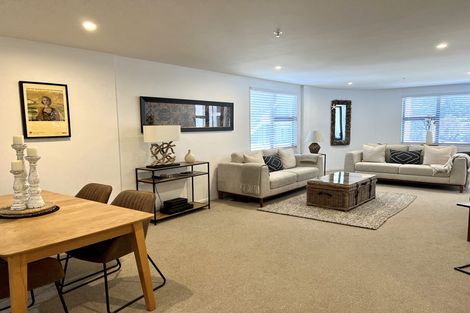 Photo of property in 18/3 Maunganui Road, Mount Maunganui, 3116