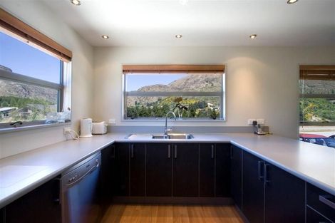 Photo of property in 6 Morning Star Terrace, Arthurs Point, Queenstown, 9371