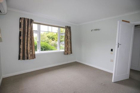 Photo of property in 124 Memorial Avenue, Burnside, Christchurch, 8053
