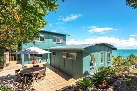 Photo of property in 12 Makora Avenue, Oneroa, Waiheke Island, 1081