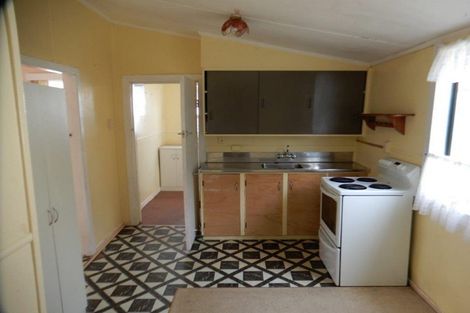 Photo of property in 16 Erin Street, Hawera, 4610