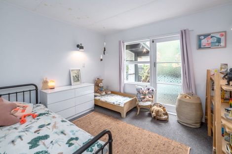 Photo of property in 53 Brandon Street, Featherston, 5710