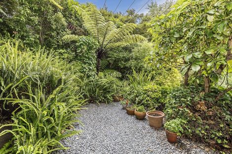 Photo of property in 14 Mckeefry Grove, Tawa, Wellington, 5028