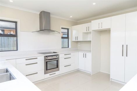 Photo of property in 11 Feist Street, Carterton, 5713