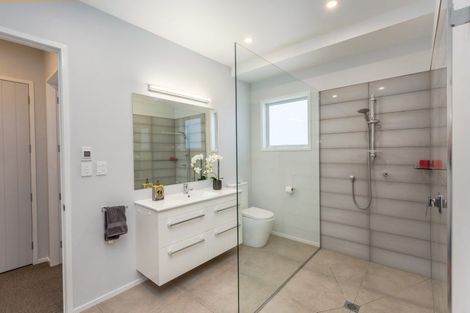 Photo of property in 13 Plains Avenue, Masterton, 5810