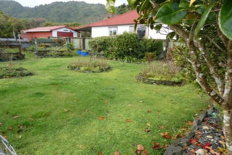 Photo of property in 23 Richmond Street, Cobden, Greymouth, 7802