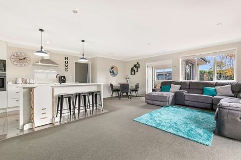 Photo of property in 1 Puketi Lane, Waiuku, 2123