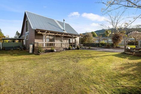 Photo of property in 10 Urquhart Place, Fairy Springs, Rotorua, 3015