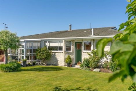 Photo of property in 23 Lowes Place, Solway, Masterton, 5810