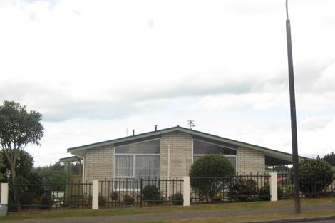 Photo of property in 169 Govett Avenue, Frankleigh Park, New Plymouth, 4310