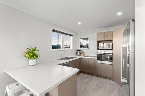 Photo of property in 1 Battersea Place, Roslyn, Palmerston North, 4414