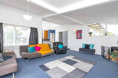 Photo of property in 19 Hardie Grove, Featherston, 5710