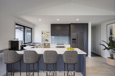 Photo of property in 35 Belgrove Drive, Waipukurau, 4200