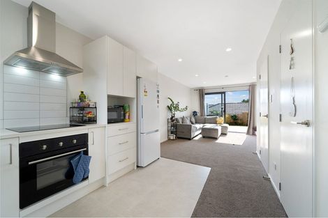 Photo of property in 23 Raupeti Lane, Henderson, Auckland, 0612