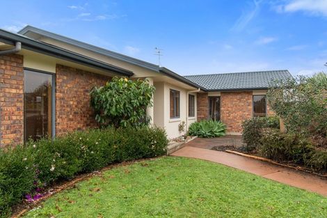 Photo of property in 5 Twickenham Close, Katikati, 3129
