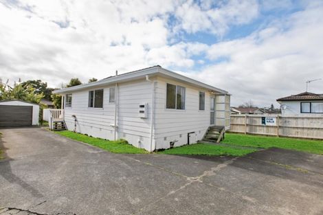 Photo of property in 2/72 Palmers Road, Clendon Park, Auckland, 2103
