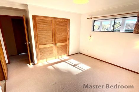 Photo of property in 1/13 Target Road, Totara Vale, Auckland, 0629