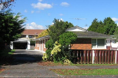 Photo of property in 1/6 Edgewater Drive, Pakuranga, Auckland, 2010