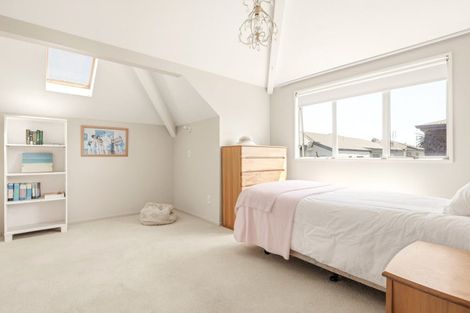 Photo of property in 1 Omanu Court, Mount Maunganui, 3116