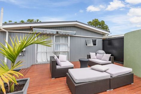 Photo of property in 132 Brightside Road, Stanmore Bay, Whangaparaoa, 0932