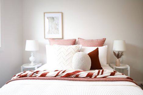 Photo of property in 9 Samuel Place, Terrace End, Palmerston North, 4410