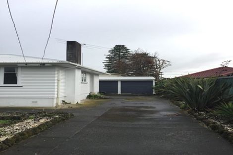 Photo of property in 1 Eddowes Street, Manurewa, Auckland, 2102