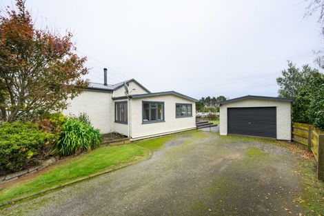 Photo of property in 321 Newbury Line, Bunnythorpe, Palmerston North, 4478