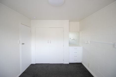 Photo of property in 2/2 Bentley Avenue, Glenfield, Auckland, 0629