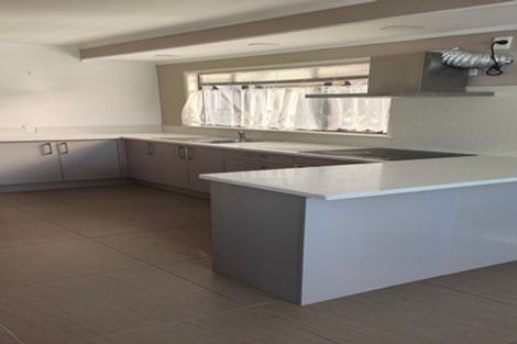 Photo of property in 2 Pandora Place, Pakuranga, Auckland, 2010