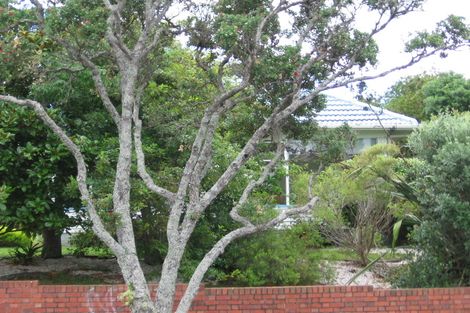 Photo of property in 26 Lynbrooke Avenue, Blockhouse Bay, Auckland, 0600