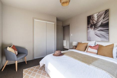 Photo of property in 62 Oakley Crescent, Hornby, Christchurch, 8042