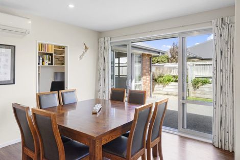 Photo of property in 7 Oakdene Place, Halswell, Christchurch, 8025