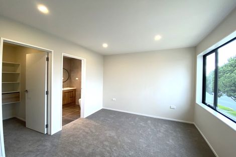 Photo of property in 47a Bruce Mclaren Road, Henderson, Auckland, 0612