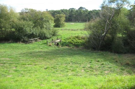 Photo of property in 638 Kahikatea Flat Road, Waitoki, Kaukapakapa, 0871