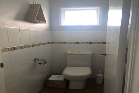 Photo of property in 89 Weatherly Road, Torbay, Auckland, 0630