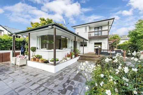 Photo of property in 36 Jacksons Road, Lyttelton, 8082