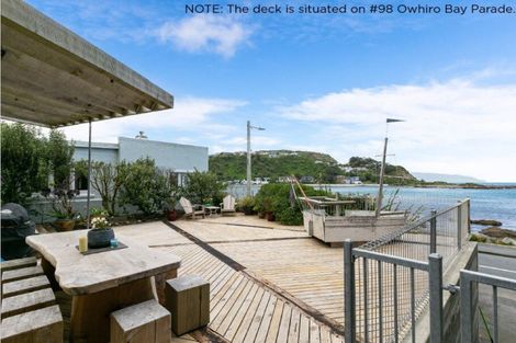 Photo of property in 100 Owhiro Bay Parade, Owhiro Bay, Wellington, 6023